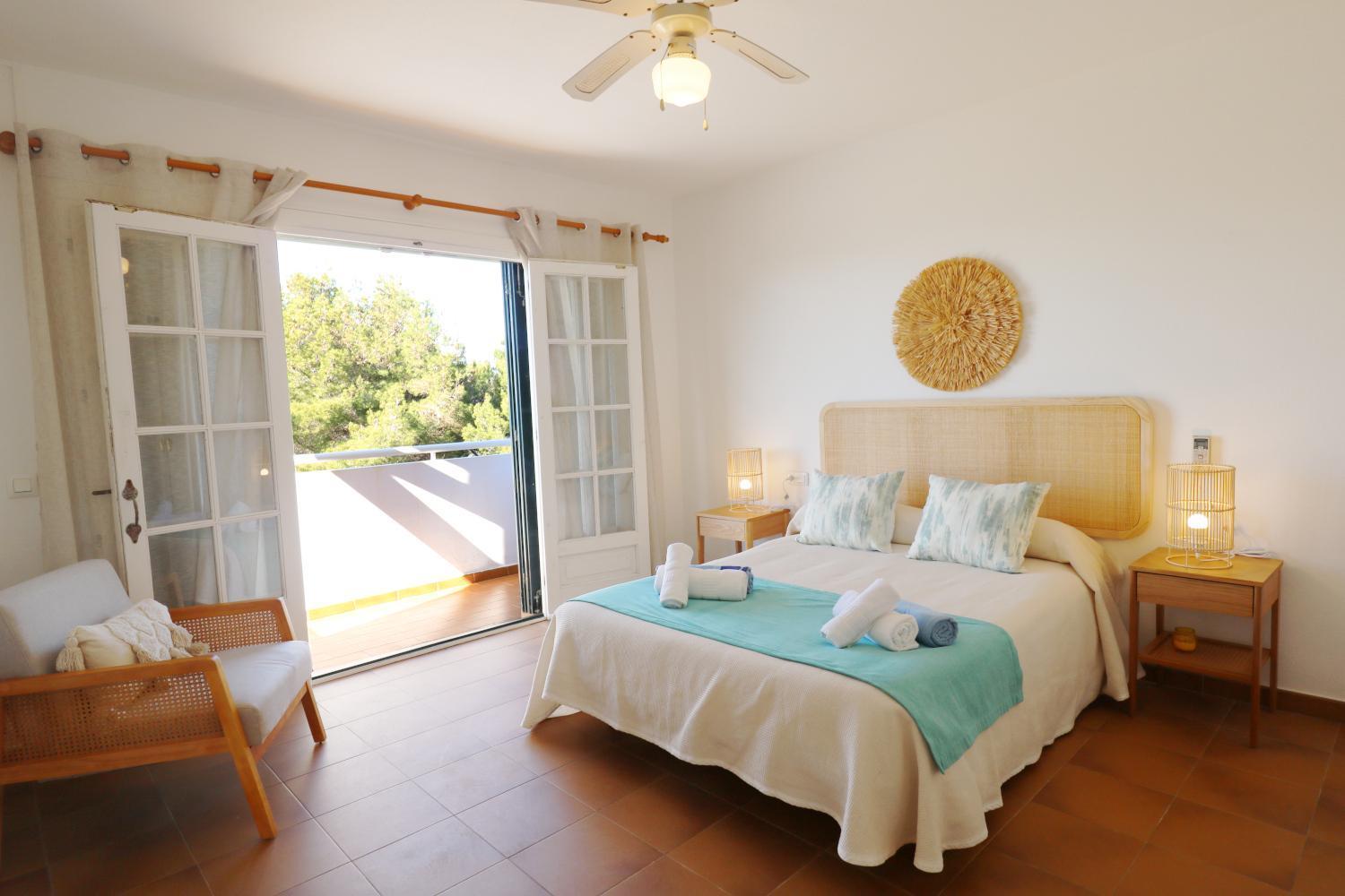 Villa Las Marinas - 4, Con Piscina Privada Y A 5 Minutos De La Playa Arenal d'en Castell Esterno foto